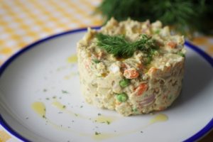 salata ruseasca