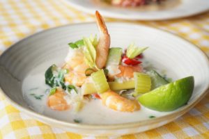 Creveti cu lapte de cocos